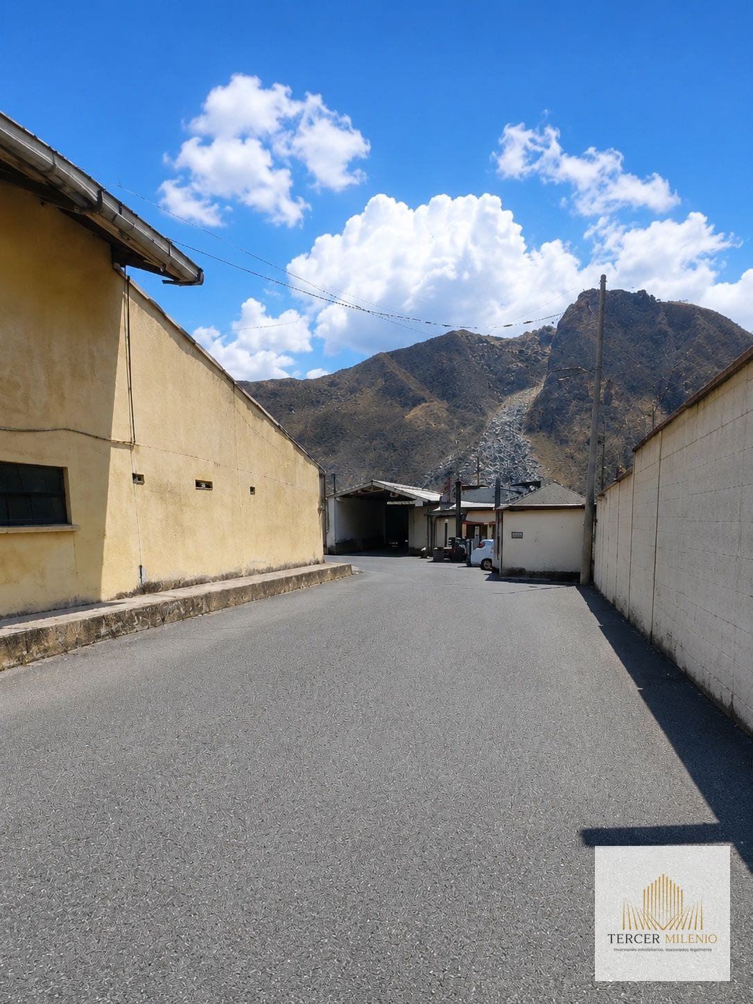 TERRENO INDUSTRIAL DE 2MZ SOBRE CA-9 SUR | AMATITLÁN — Terreno en Venta en Amatitlán, Guatemala, Ciudad — foto 3 de 5
