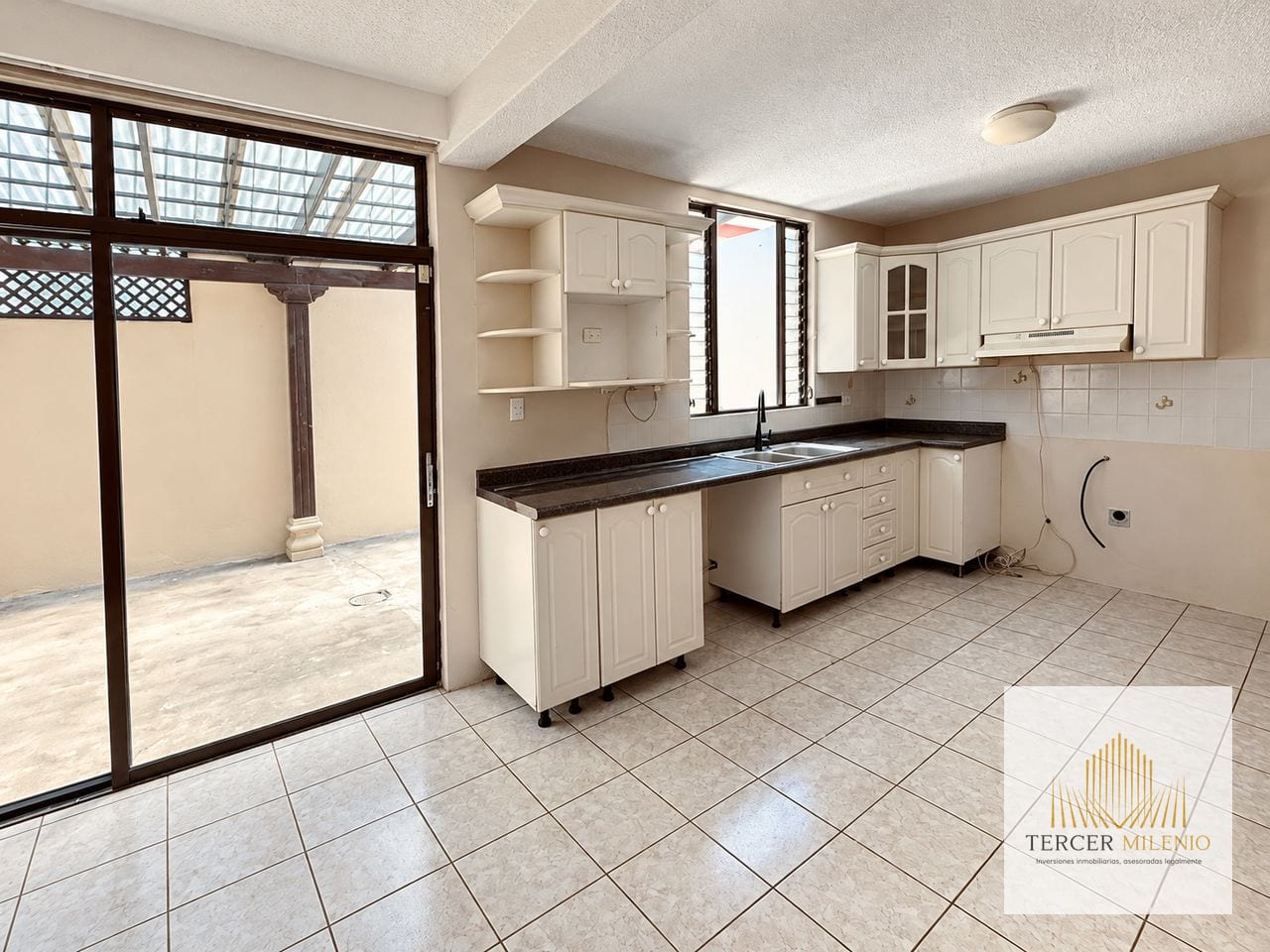 Casa en venta Kanajuyú z16 — Casa en Venta en Zona 16, Guatemala, Ciudad — foto 4 de 7