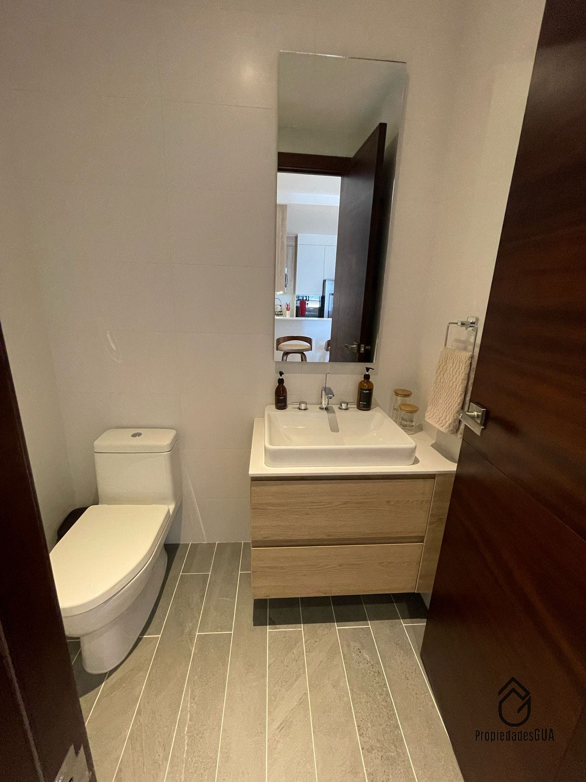 Apartamento en renta en Vhista zona 15 — Apartamento en Alquiler en Zona 15, Guatemala, Ciudad — foto 5 de 14