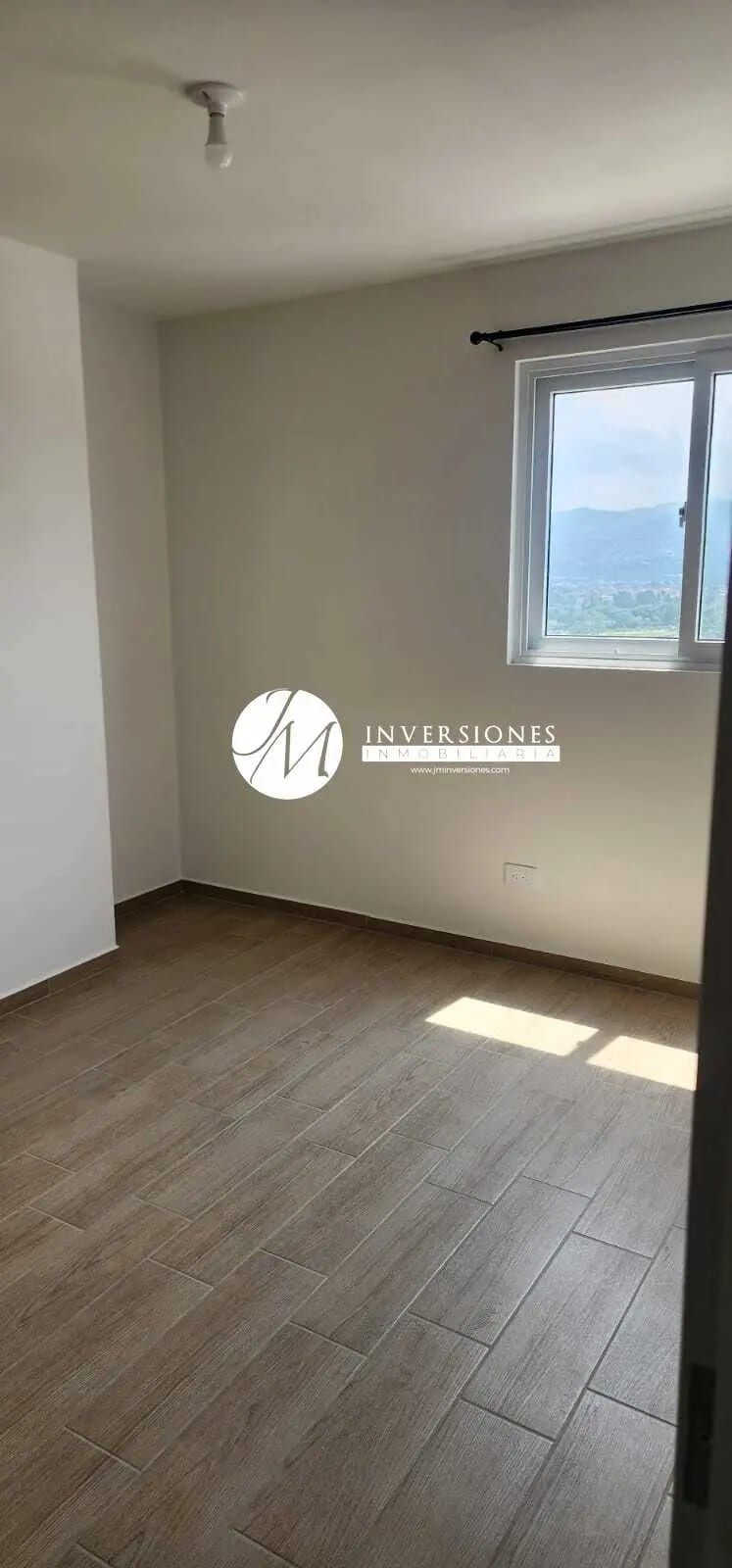 APARTAMENTO EN RENTA DE 2 DORMITORIOS EN ZONA 12 — Apartamento en Alquiler en Zona 12, Guatemala, Ciudad — foto 6 de 10