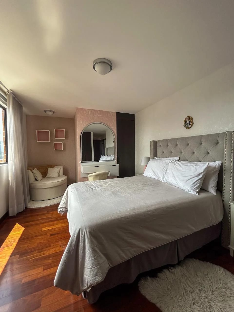 Apartamento en renta de 3 dormitorios en zona 14 — Apartamento en Alquiler en Zona 14, Guatemala, Ciudad — foto 7 de 9