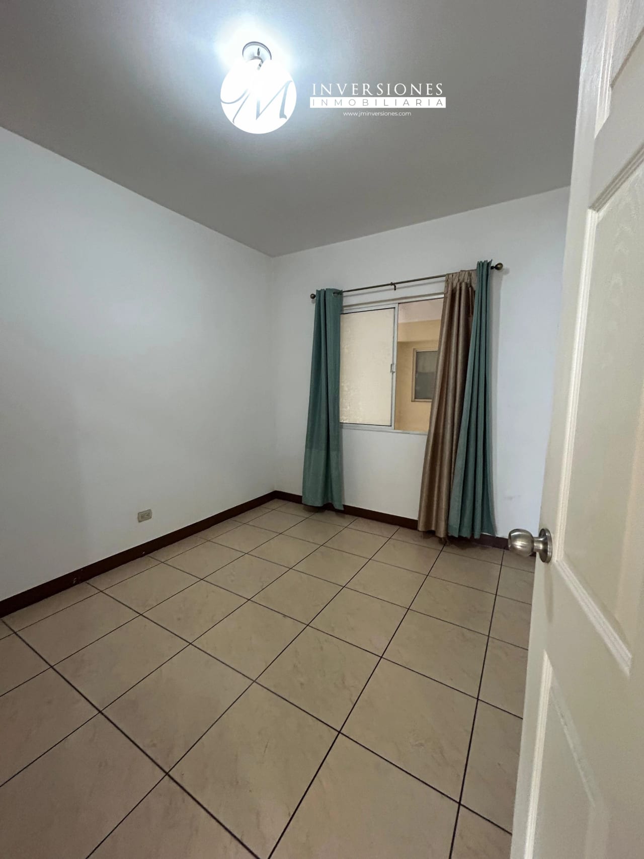 Apartamento en Renta de 2 Dormitorios en Zona 7 — Apartamento en Alquiler en Zona 7, Guatemala, Ciudad — foto 5 de 12