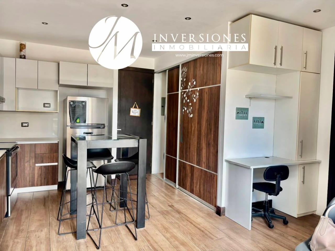 Apartamento en Venta Amueblado en zona 10 — Apartamento en Venta en Zona 10, Guatemala, Ciudad — foto 2 de 11