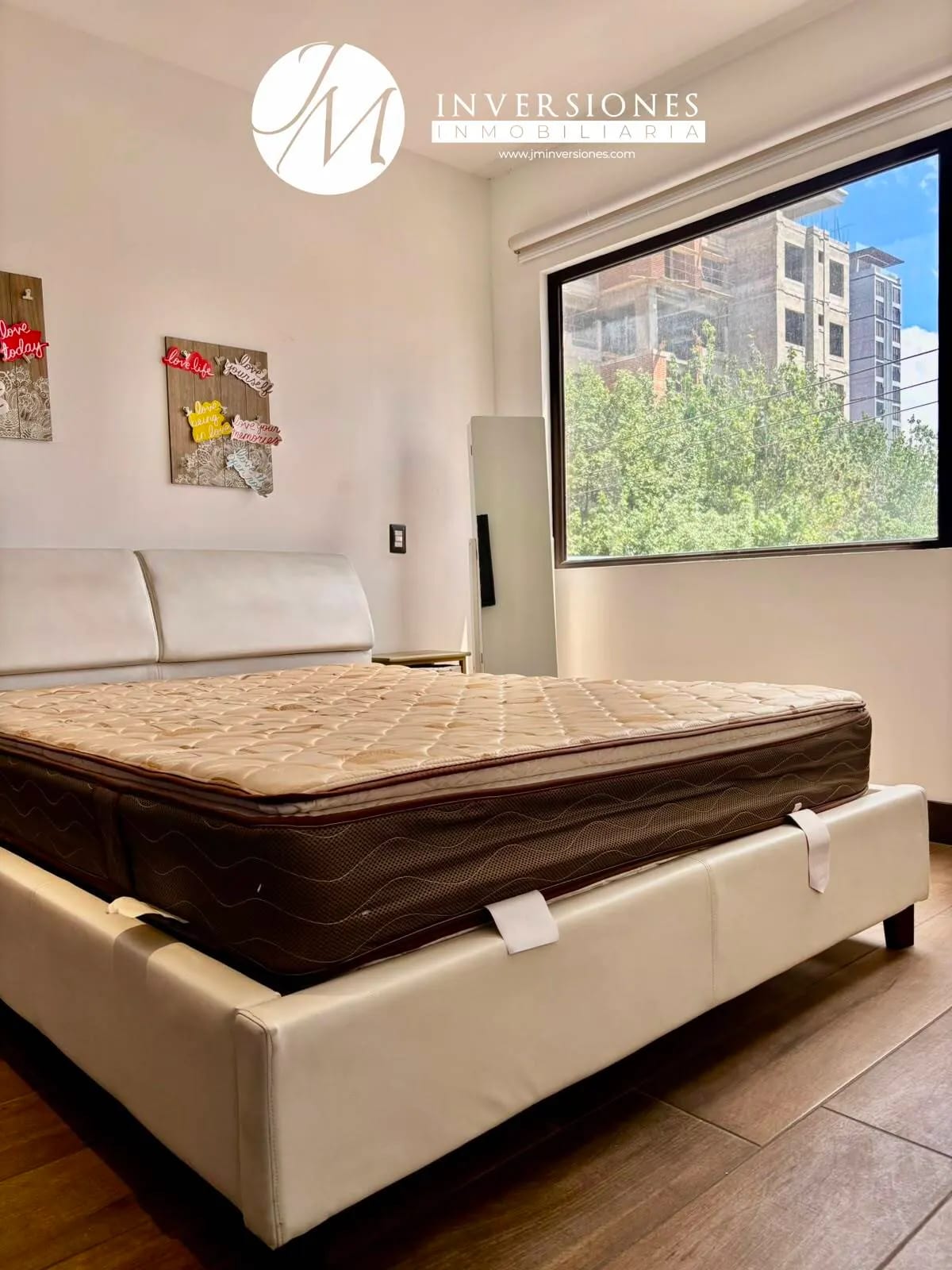 Apartamento en Venta Amueblado en zona 10 — Apartamento en Venta en Zona 10, Guatemala, Ciudad — foto 5 de 11