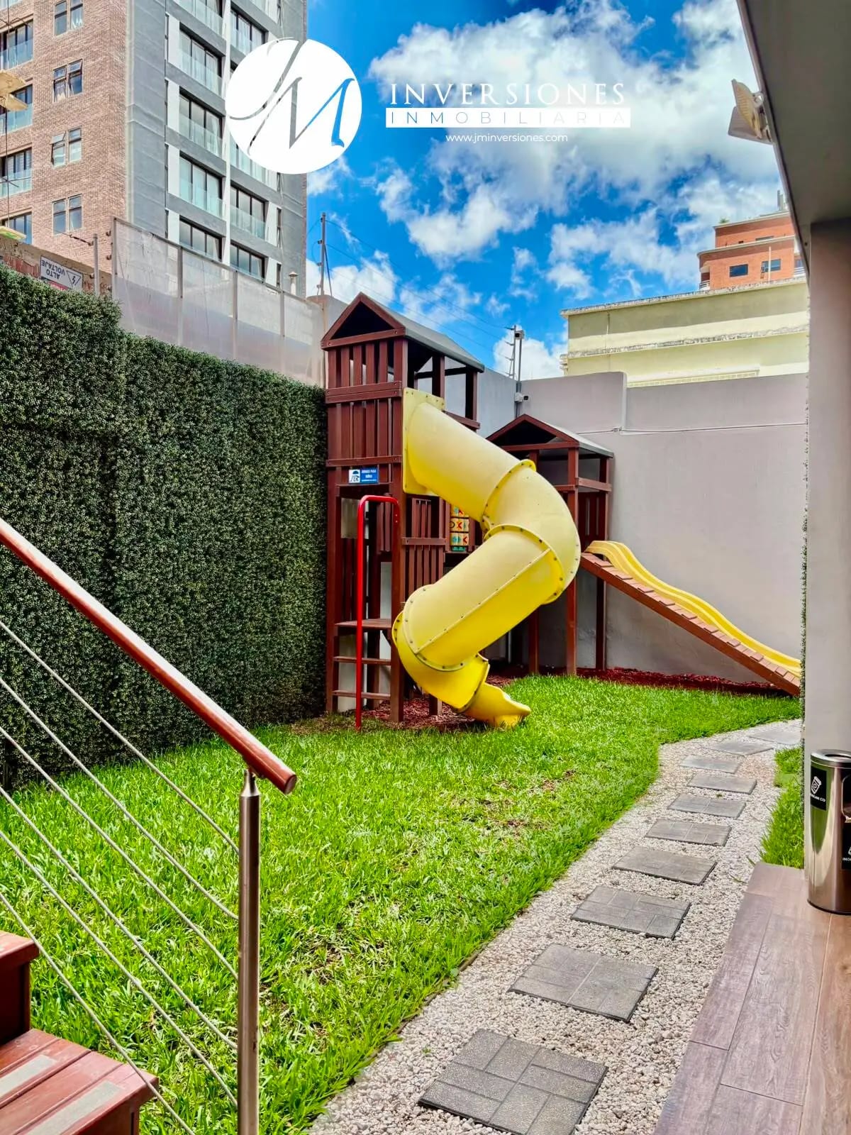 Apartamento en Venta Amueblado en zona 10 — Apartamento en Venta en Zona 10, Guatemala, Ciudad — foto 11 de 11