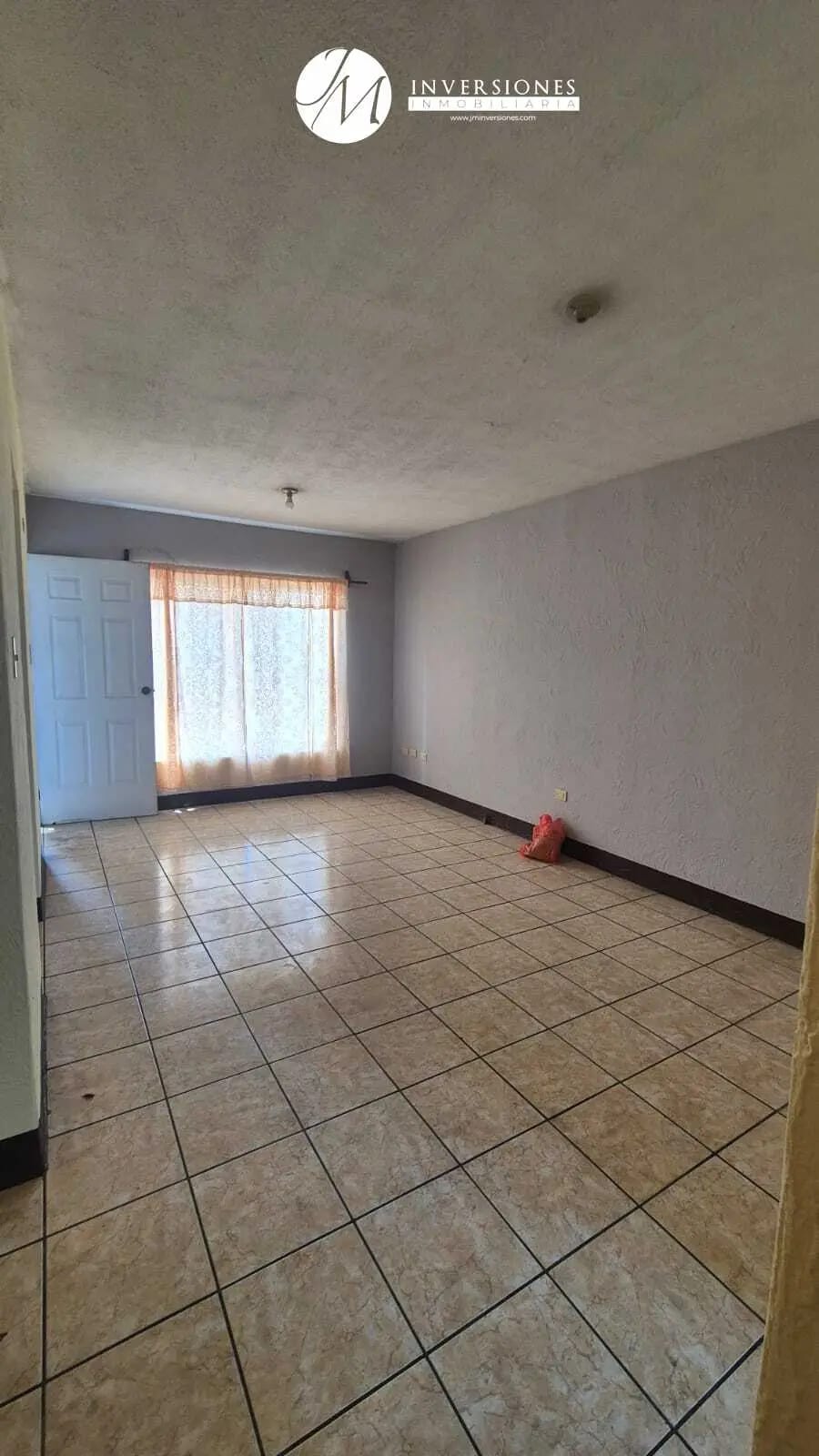 Apartamento en Venta De 2 Dormitorios En Zona 5 De VILLA NUEVA — Apartamento en Venta en Zona 5, Guatemala, Ciudad — foto 3 de 8