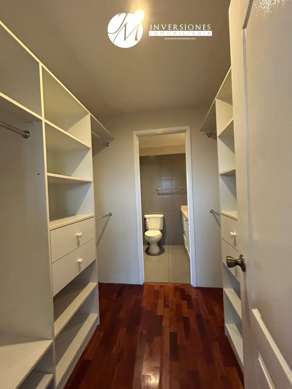 Apartamento en Renta de 3 Dormitorios en zona 14 — Apartamento en Alquiler en Zona 14, Guatemala, Ciudad — foto 9 de 17