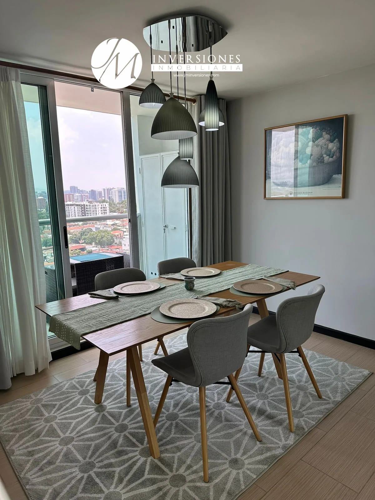 Apartamento en Venta de 3 Dormitorios en zona 14 — Apartamento en Venta en Zona 14, Guatemala, Ciudad — foto 1 de 13