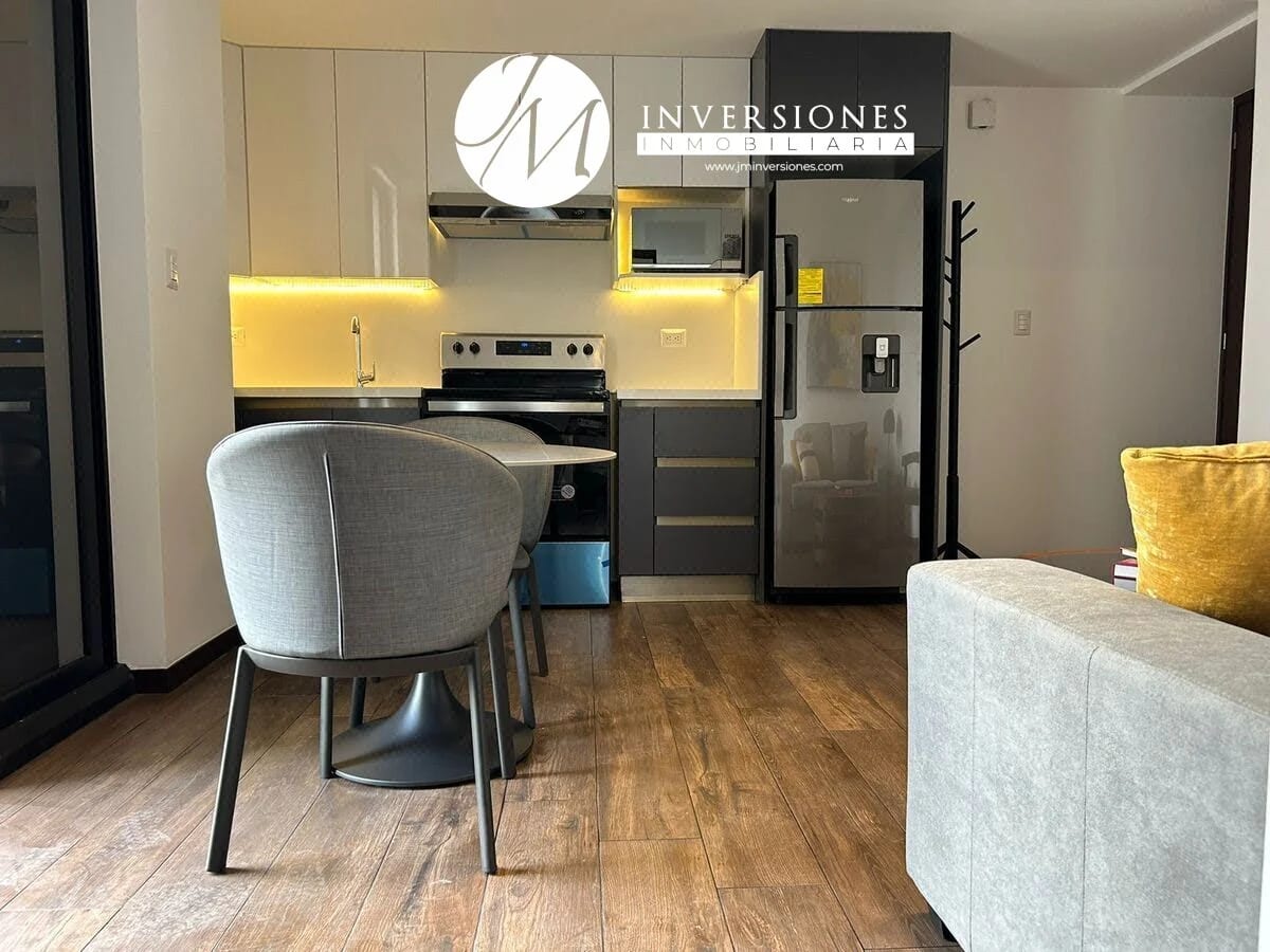 Apartamento amueblado nuevo en renta en zona 10 — Apartamento en Alquiler en Zona 10, Guatemala, Ciudad — foto 2 de 15