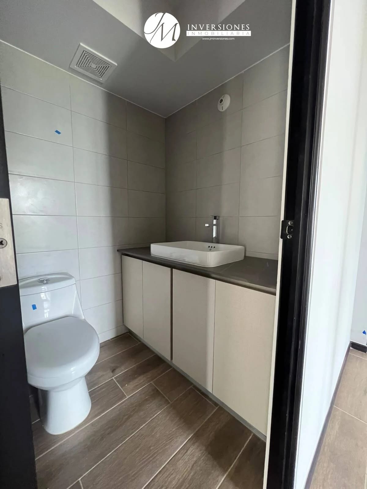 Apartamento en Renta de 3 Dormitorios en zona 16 — Apartamento en Alquiler en Zona 16, Guatemala, Ciudad — foto 6 de 6