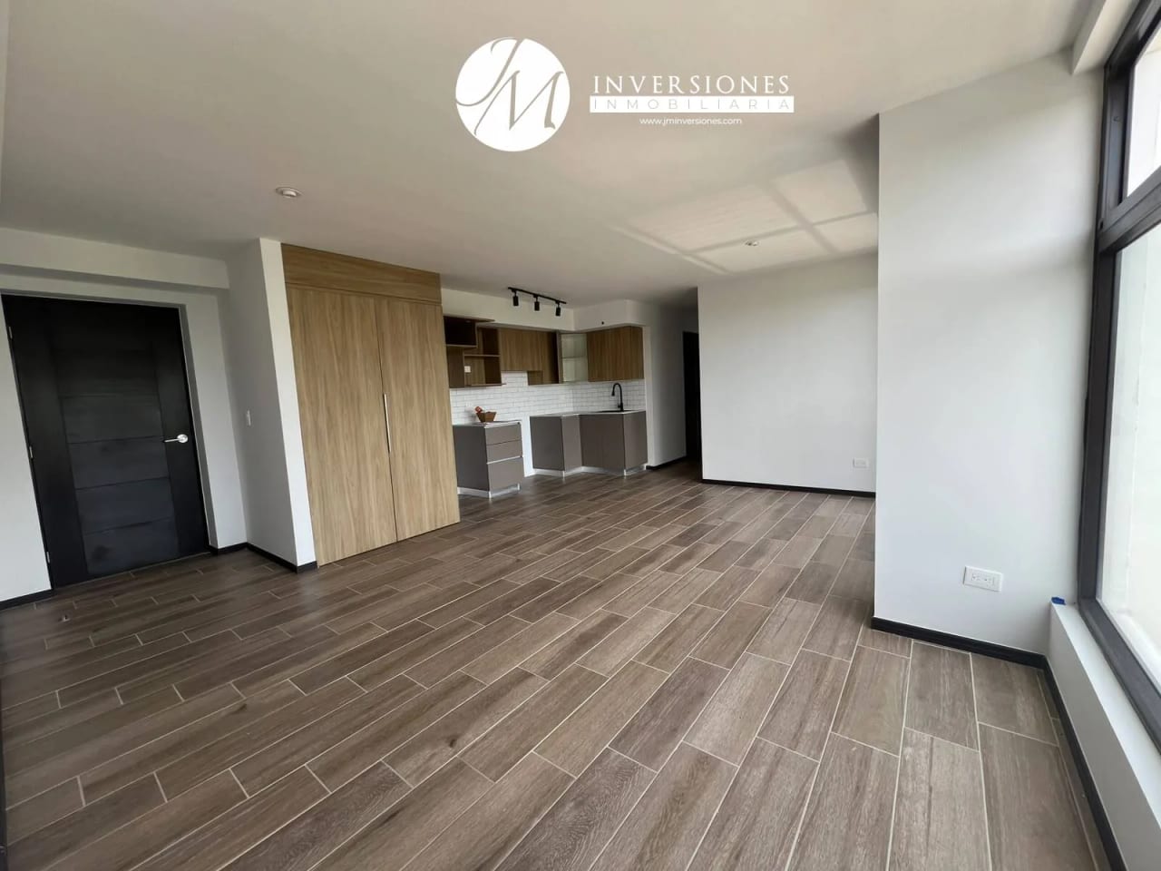 Apartamento en Renta de 3 Dormitorios en zona 16 — Apartamento en Alquiler en Zona 16, Guatemala, Ciudad — foto 5 de 6