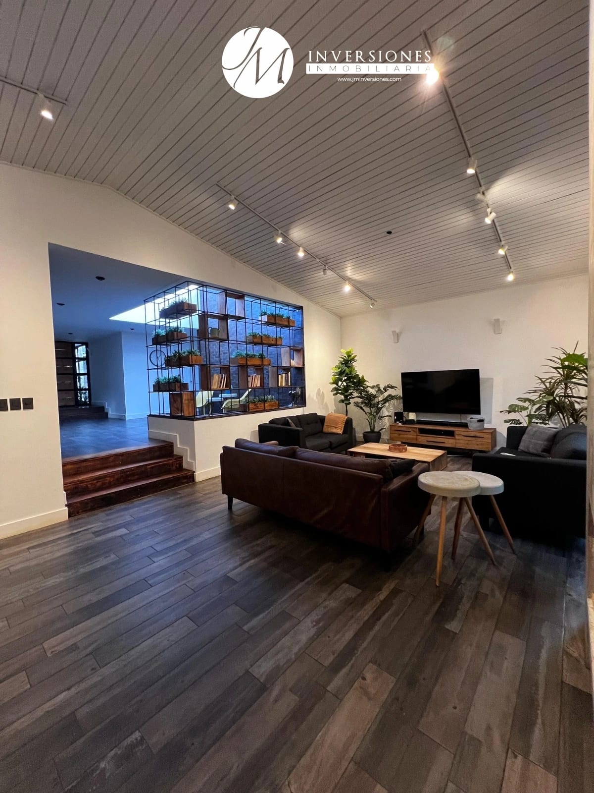 Casa en San Cristobal de 6 Dormitorioss en Venta — Casa en Venta en Zona 8 Mixco, Guatemala, Ciudad — foto 1 de 9