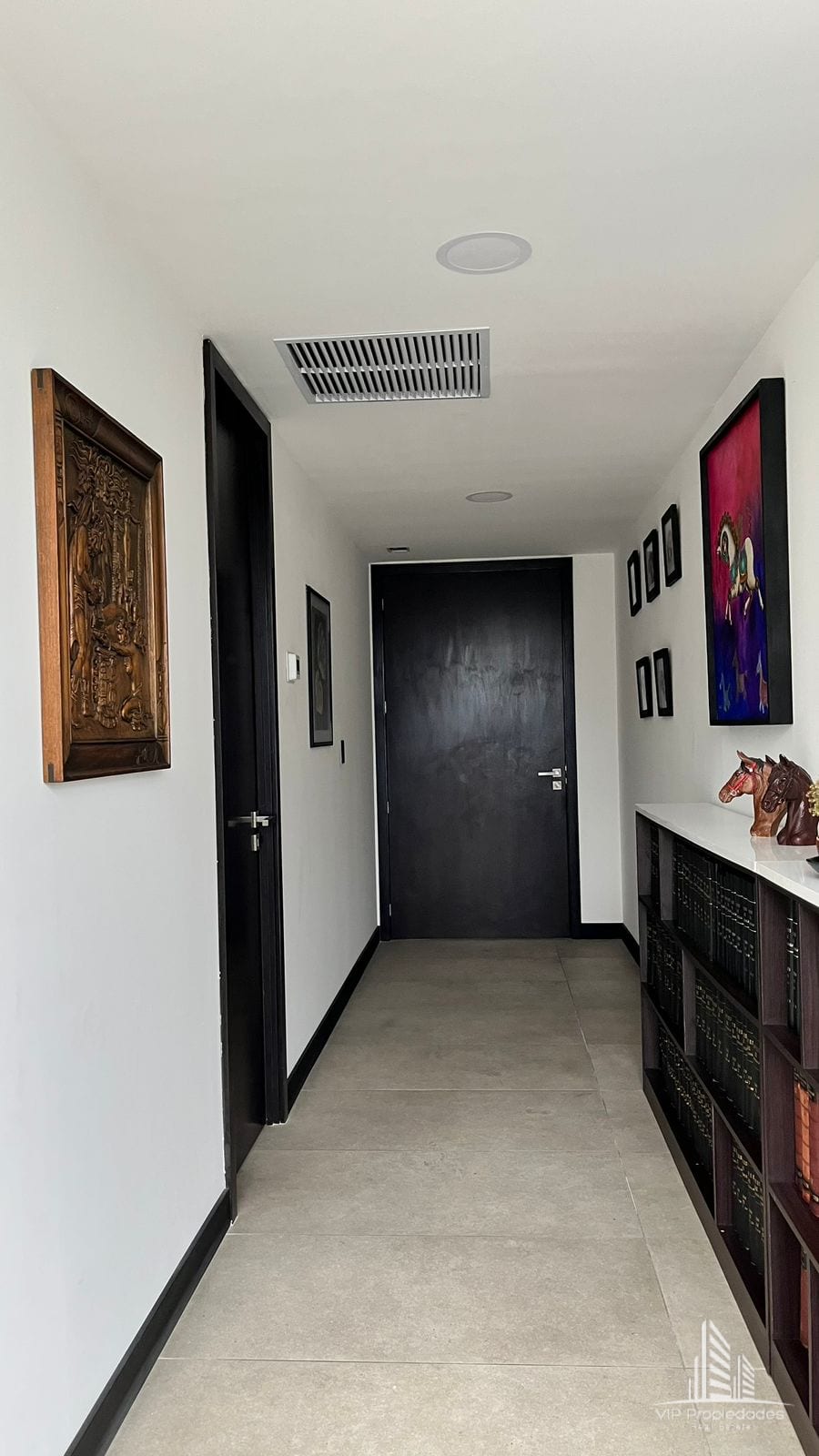 Vasanta zona 10, oficina en venta — Oficina en Venta en Vasanta, Zona 10, Guatemala, Ciudad — foto 2 de 8