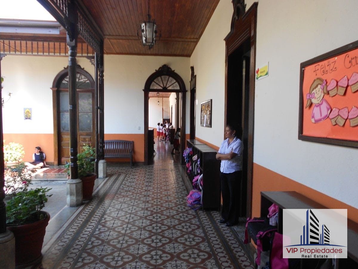 Zona 1, amplia casa de esquina en venta — Casa en Venta en Zona 1, Guatemala, Ciudad — foto 4 de 8