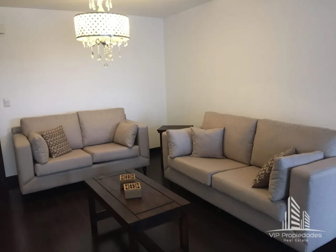 Catania. Apartamento amueblado en zona 14.¡Excelente ubicación! — Apartamento en Alquiler en Catania, Zona 14, Guatemala, Ciudad — foto 10 de 10