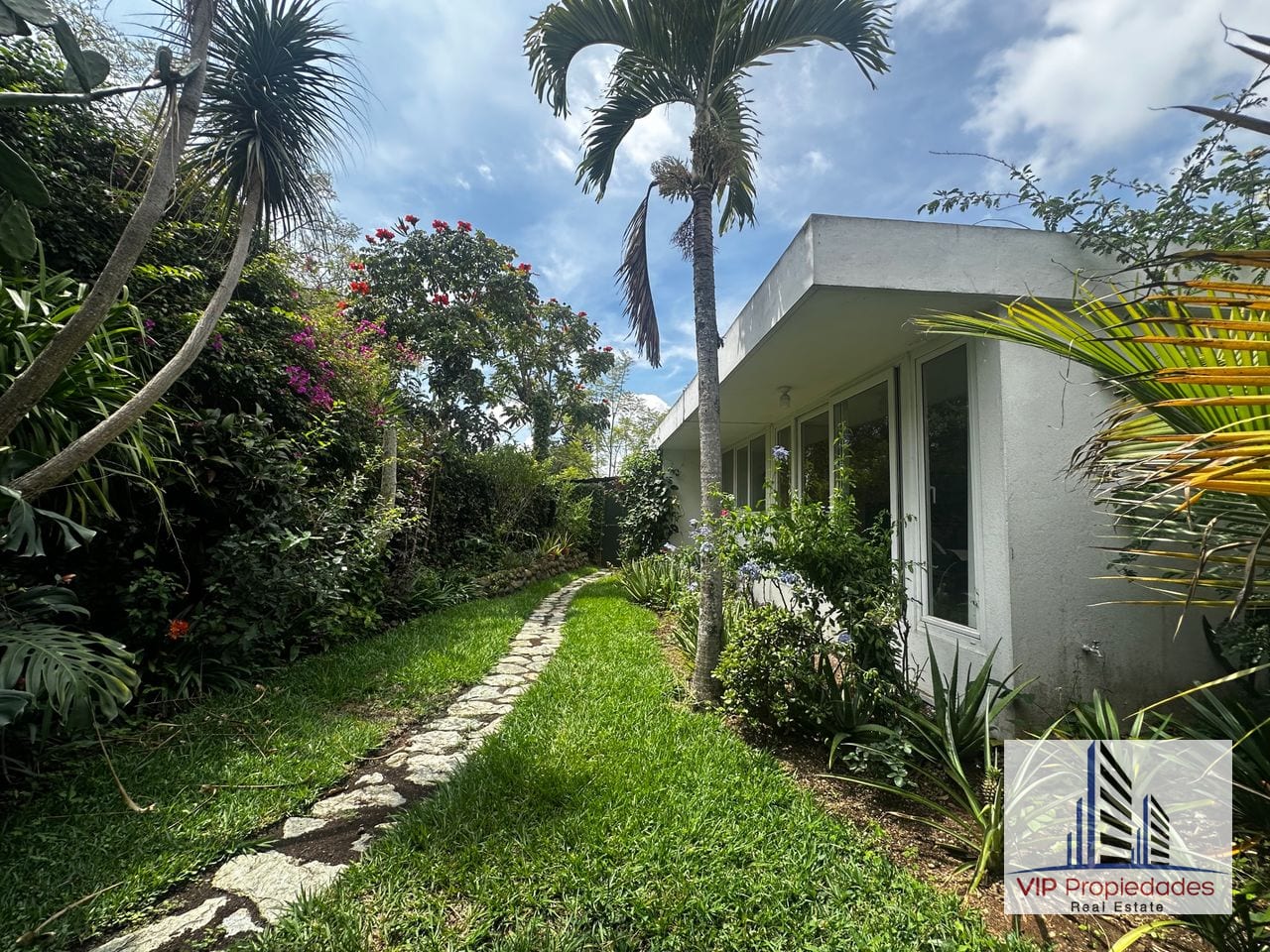 Zona 15 VH II, amplia propiedad de esquina en venta — Casa en Venta en Vista Hermosa II, Zona 15, Guatemala, Ciudad — foto 6 de 6