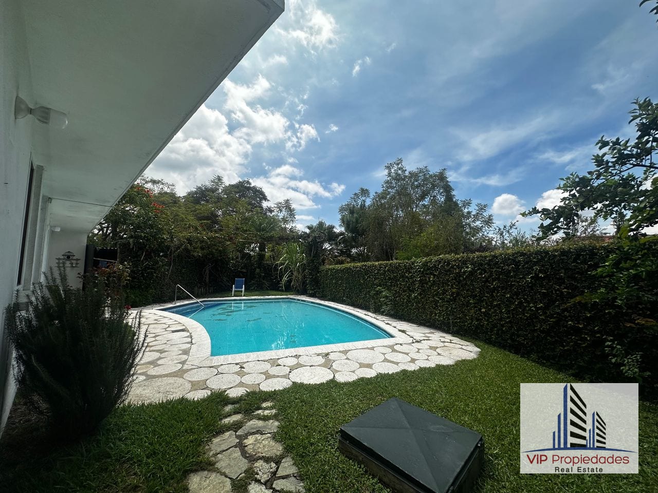 Zona 15 VH II, amplia propiedad de esquina en venta — Casa en Venta en Vista Hermosa II, Zona 15, Guatemala, Ciudad — foto 5 de 6