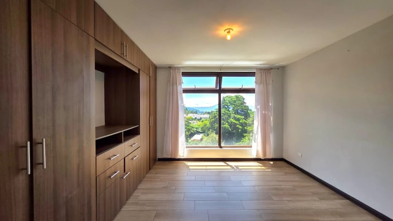 Apartamento en renta en Villas Granada Premium ll Santa Catarina Pin. — Apartamento en Alquiler en Villas Granada Premier 2, Santa Catarina Pinula, Guatemala, Ciudad — foto 13 de 17