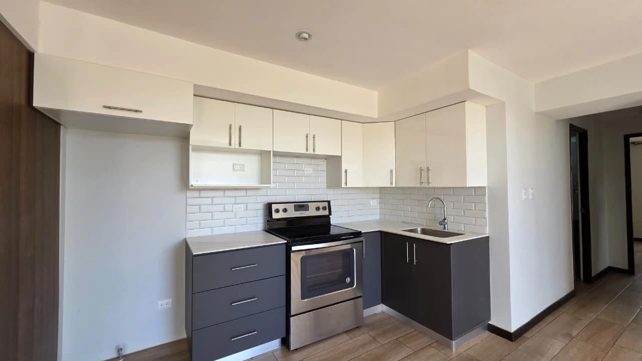 Apartamento en renta en Villas Granada Premium ll Santa Catarina Pin. — Apartamento en Alquiler en Villas Granada Premier 2, Santa Catarina Pinula, Guatemala, Ciudad — foto 4 de 17
