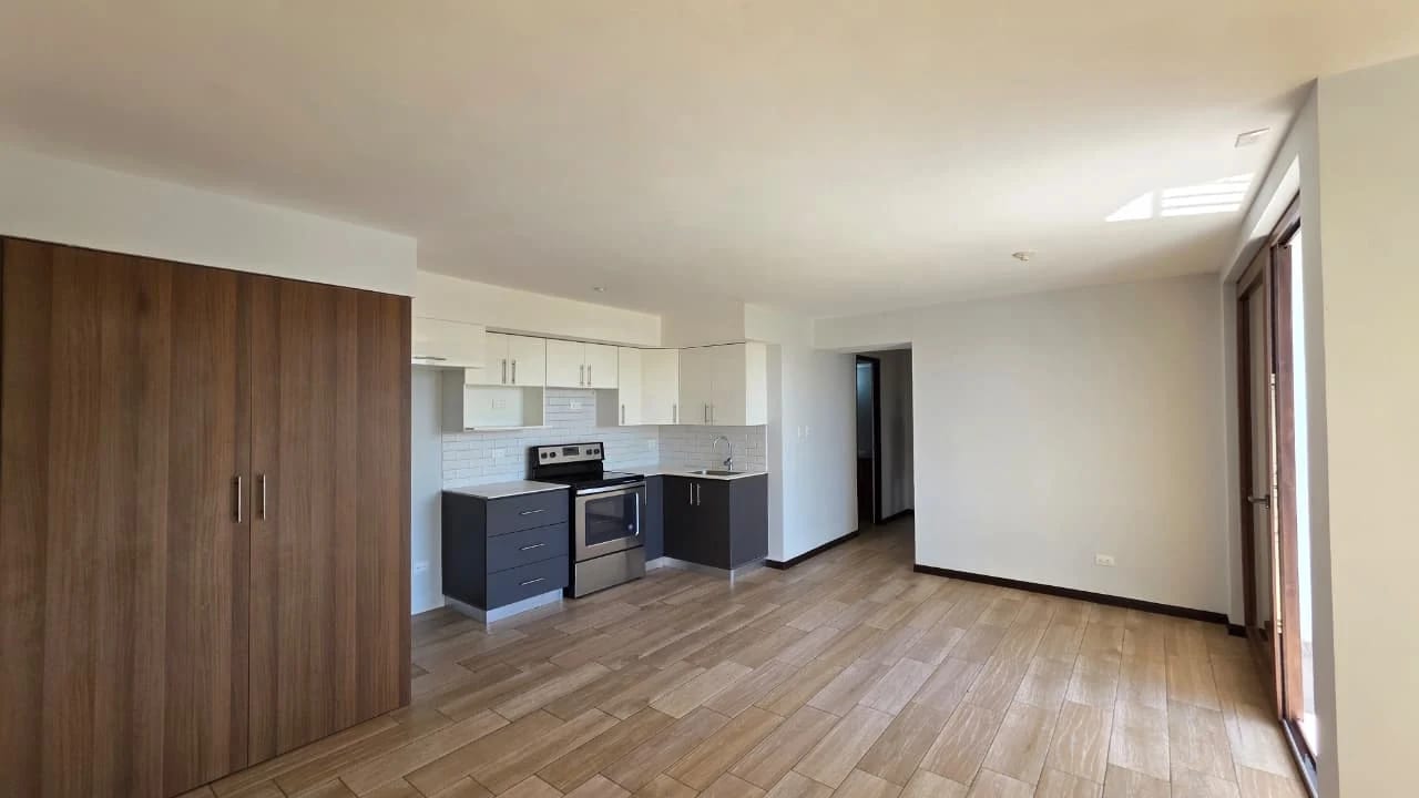 Apartamento en renta en Villas Granada Premium ll Santa Catarina Pin. — Apartamento en Alquiler en Villas Granada Premier 2, Santa Catarina Pinula, Guatemala, Ciudad — foto 3 de 17