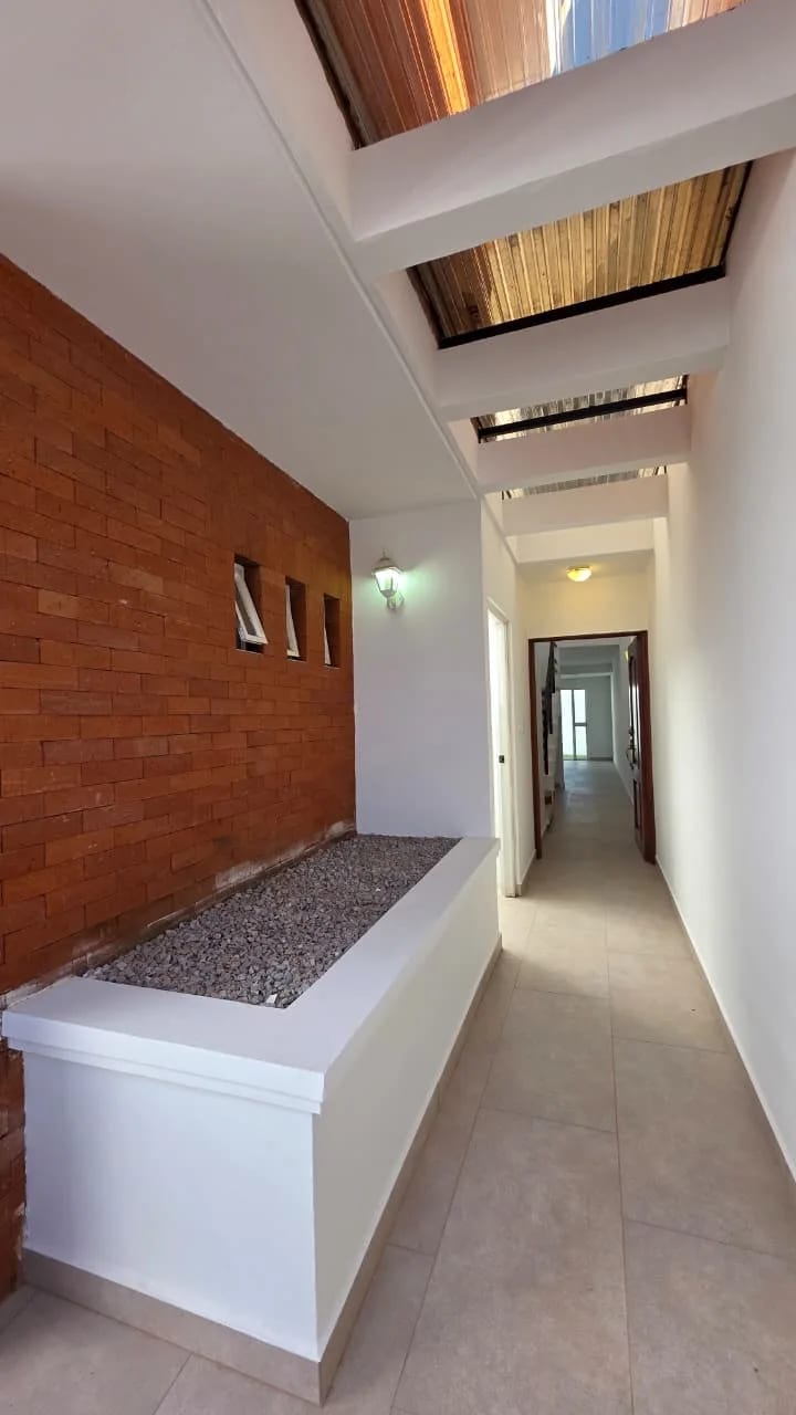 Casa en venta en Carretera a El Salvador km 15.5 frente a Pradera Conc — Casa en Venta en Paraje Solar, Carretera a El Salvador, Guatemala, Ciudad — foto 3 de 17