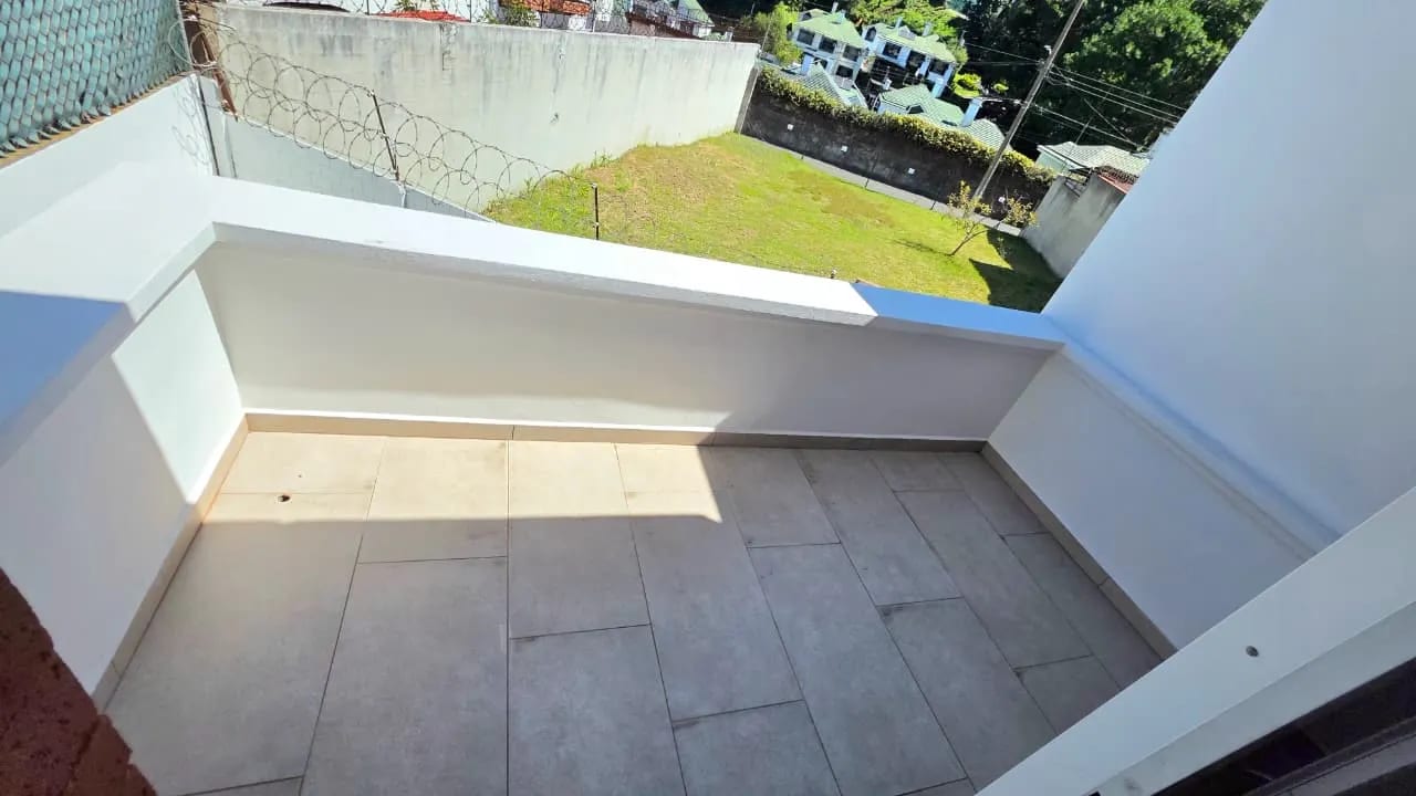 Casa en venta en Carretera a El Salvador km 15.5 frente a Pradera Conc — Casa en Venta en Paraje Solar, Carretera a El Salvador, Guatemala, Ciudad — foto 14 de 17