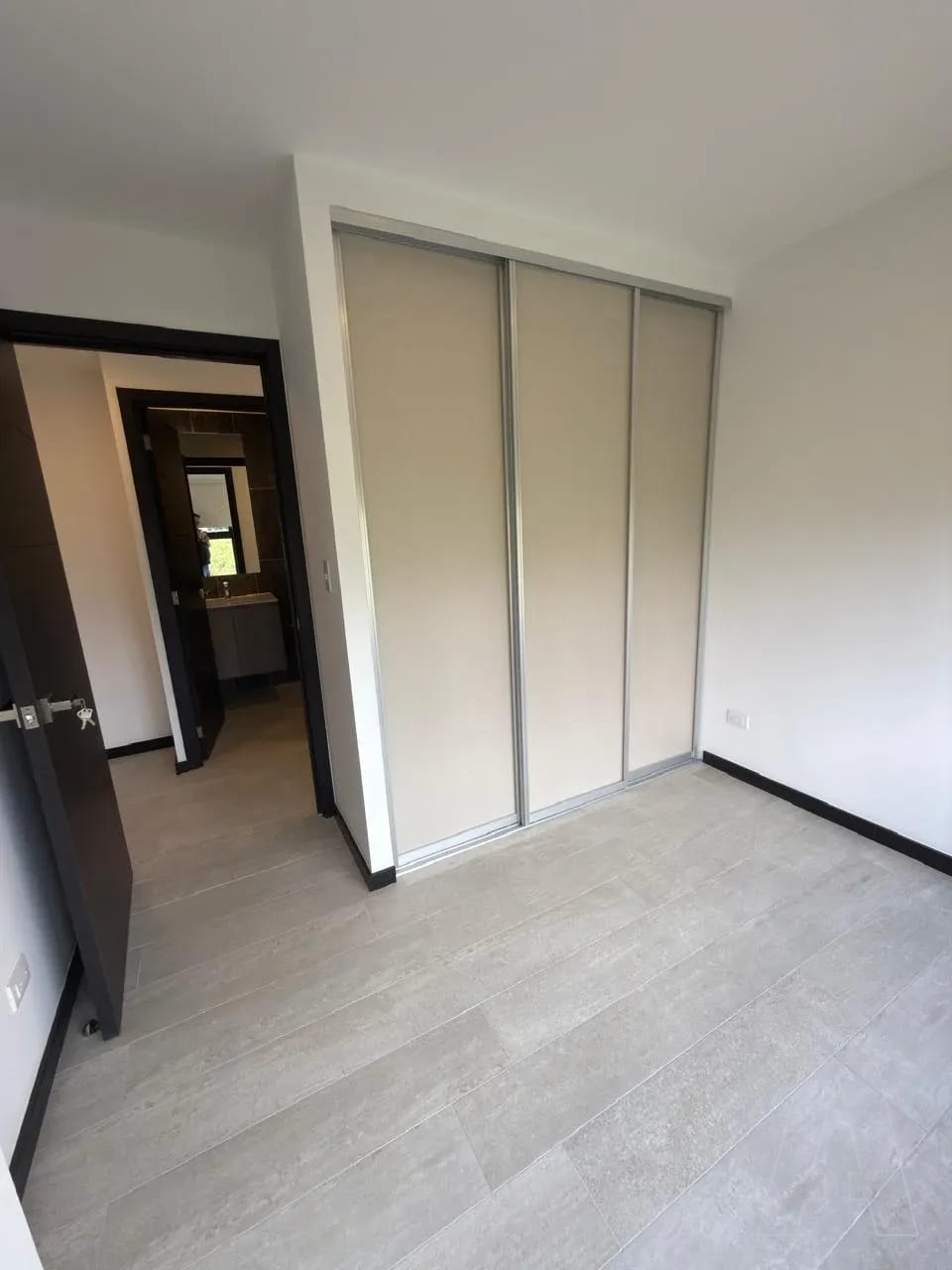 Apartamento Verdú zona 13 — Apartamento en Alquiler en Zona 13, Guatemala, Ciudad — foto 7 de 17