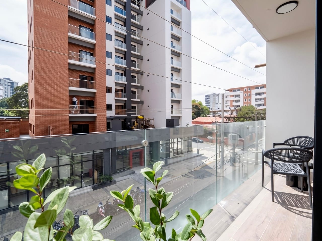 Venta Apartamentos 1, 2 y 3 Hab en Planos Zona 10 — Apartamento en Venta en Zona 10, Guatemala, Ciudad — foto 9 de 14