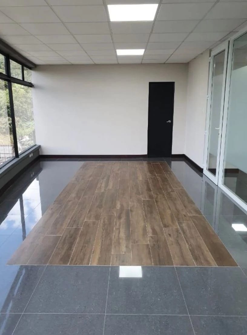 Renta Oficina Corporativo Muxbal — Oficina en Alquiler en Santa Catarina Pinula, Guatemala, Ciudad — foto 2 de 14