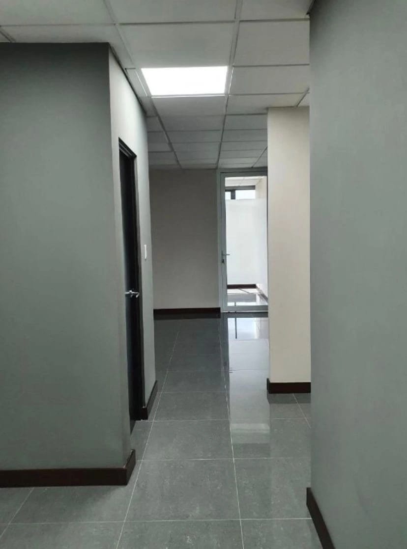 Renta Oficina Corporativo Muxbal — Oficina en Alquiler en Santa Catarina Pinula, Guatemala, Ciudad — foto 5 de 14