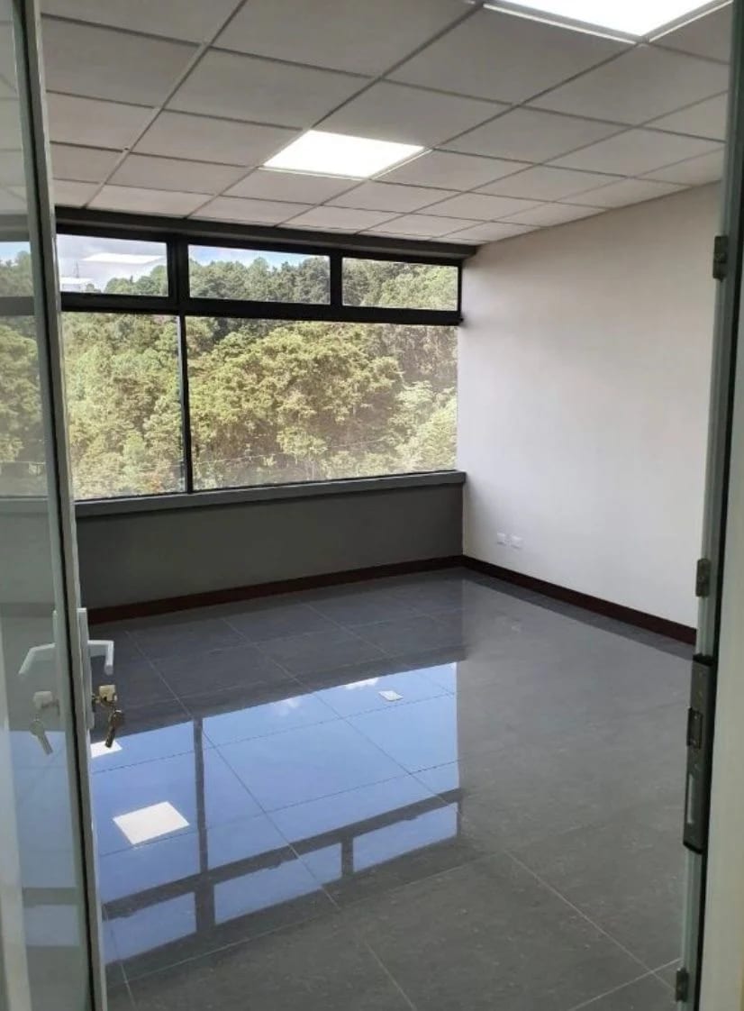 Renta Oficina Corporativo Muxbal — Oficina en Alquiler en Santa Catarina Pinula, Guatemala, Ciudad — foto 6 de 14