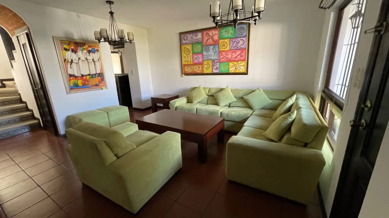 Casa amueblada en renta en Km. 19.9 — Casa en Alquiler en Carretera a El Salvador, Guatemala, Ciudad — foto 13 de 16