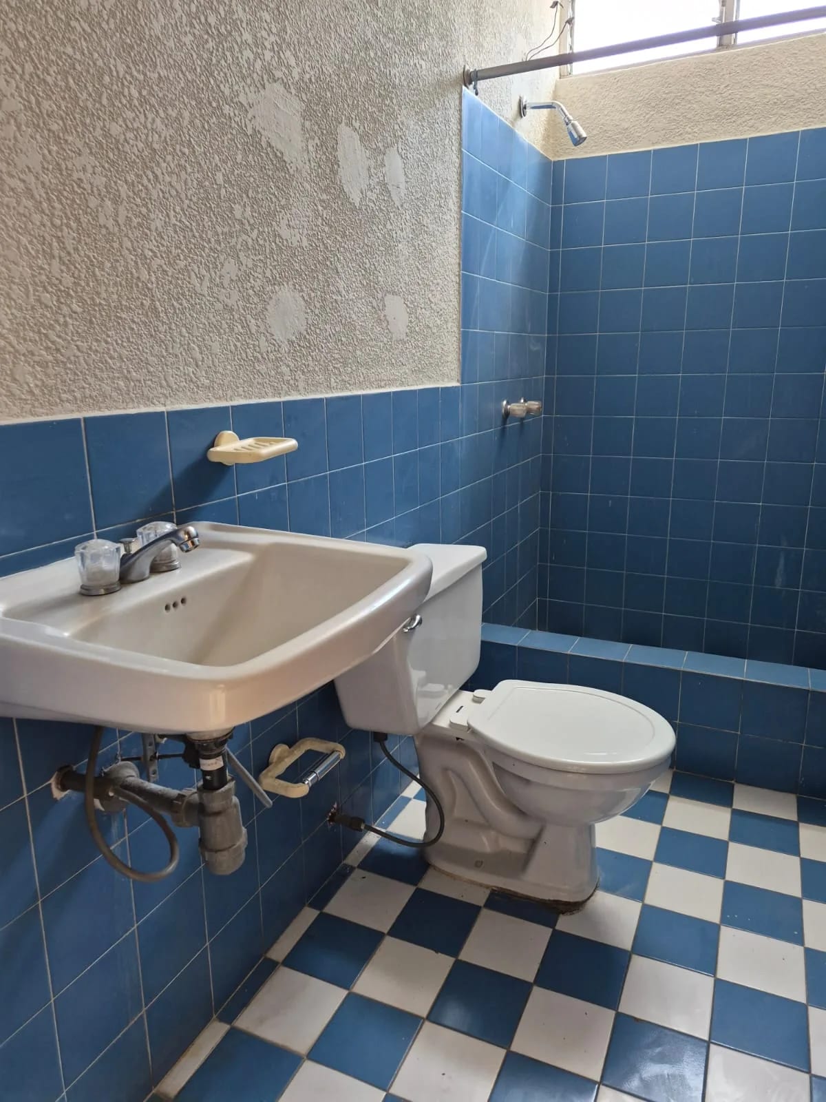 Casa en renta ubicada en Jardines de La Asunción Sur — Casa en Alquiler en Zona 5, Guatemala, Ciudad — foto 7 de 16
