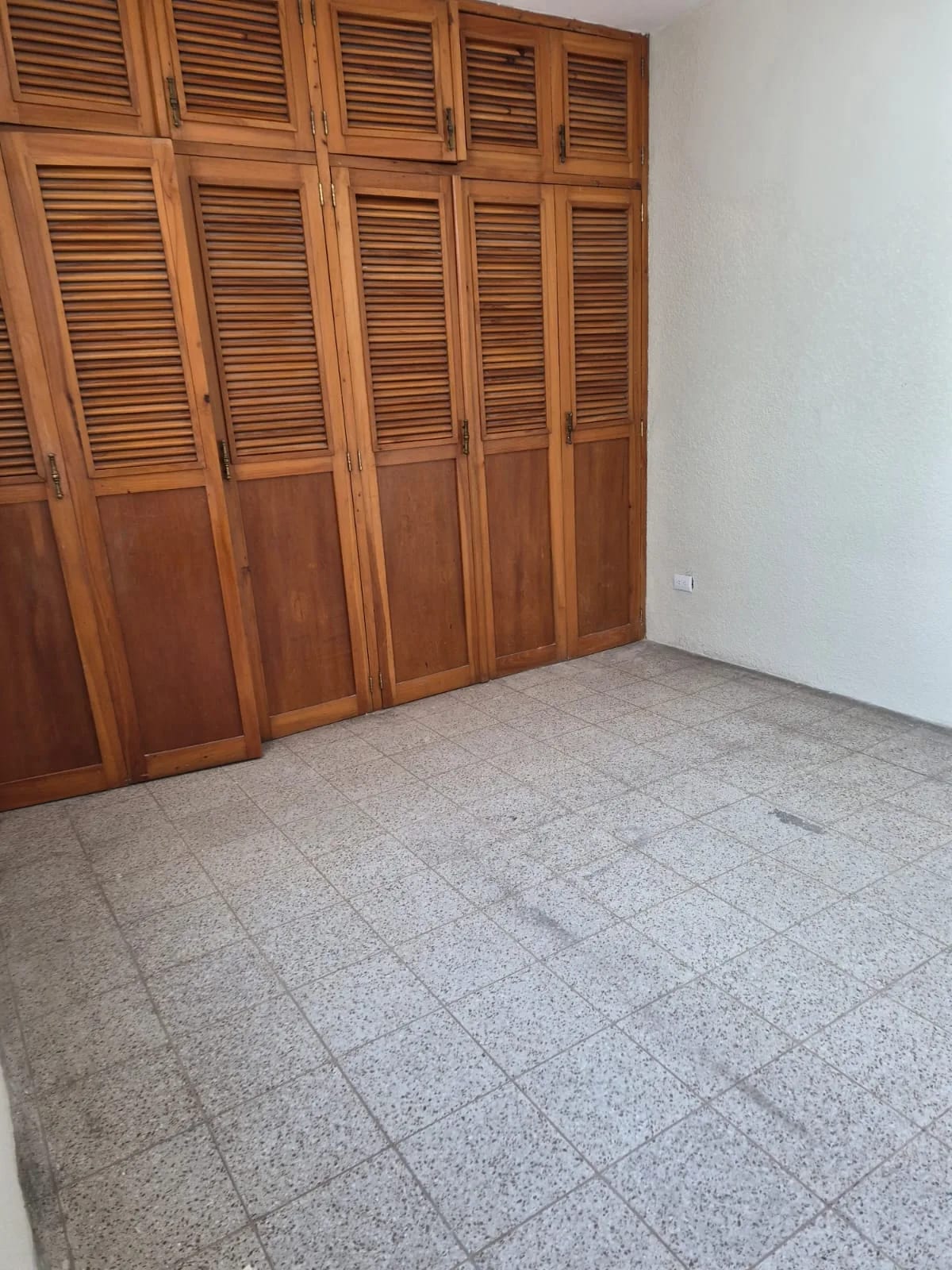 Casa en renta ubicada en Jardines de La Asunción Sur — Casa en Alquiler en Zona 5, Guatemala, Ciudad — foto 13 de 16