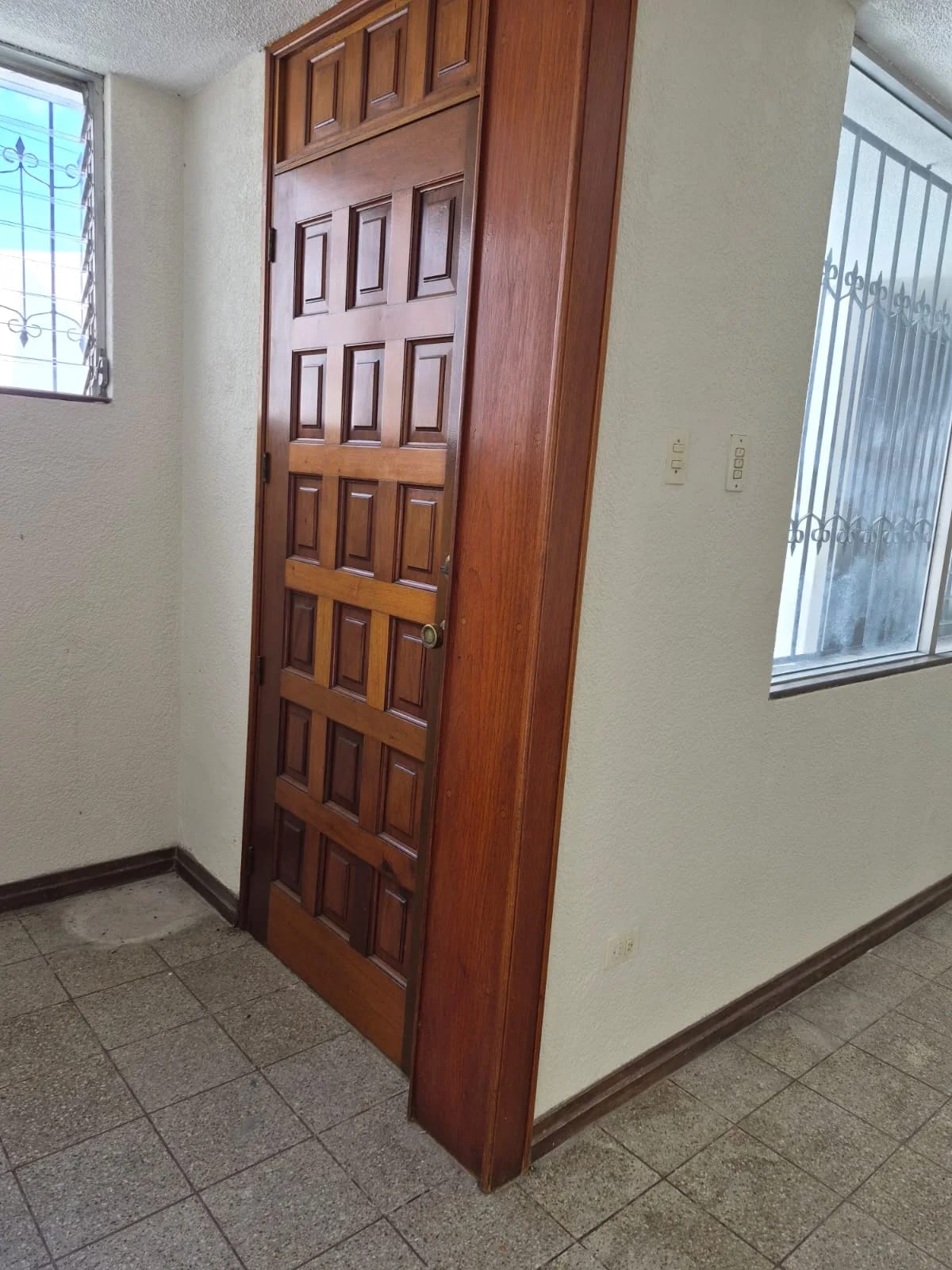 Casa en renta ubicada en Jardines de La Asunción Sur — Casa en Alquiler en Zona 5, Guatemala, Ciudad — foto 14 de 16