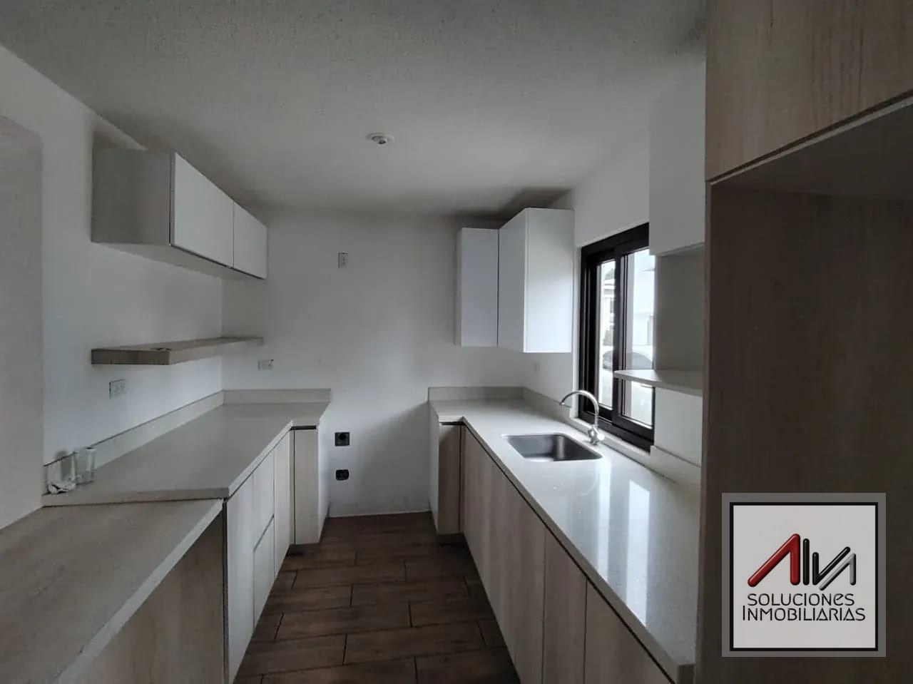 Vendo Casa en Condominio La Serena de Arrazola, Fraijanes, Guatemala — Casa en Venta en Carretera a El Salvador, Guatemala, Ciudad — foto 6 de 17