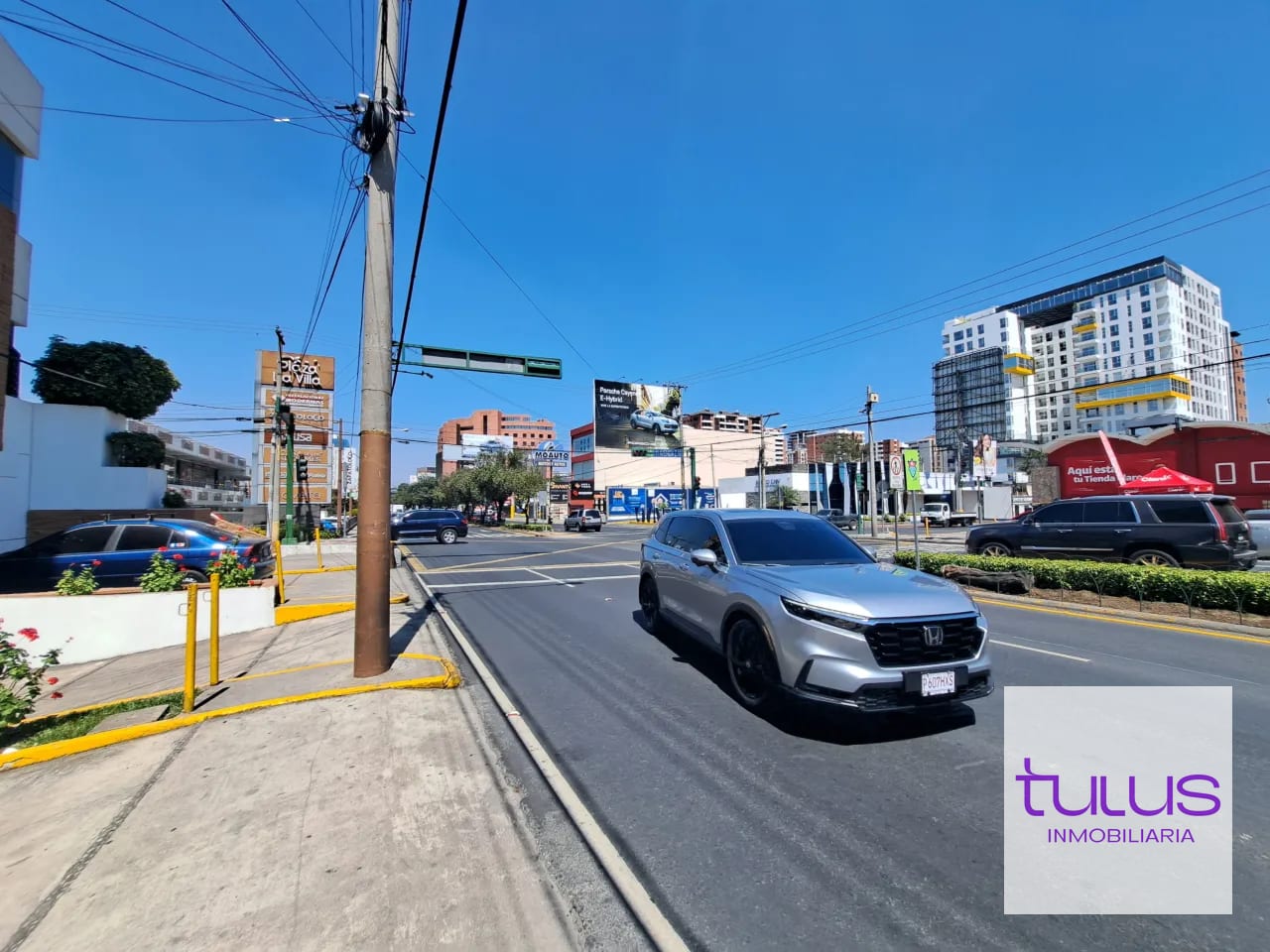 Local Comercial en Renta Sobre Bulevar los Próceres — Local en Alquiler en Zona 10, Guatemala, Ciudad — foto 1 de 6