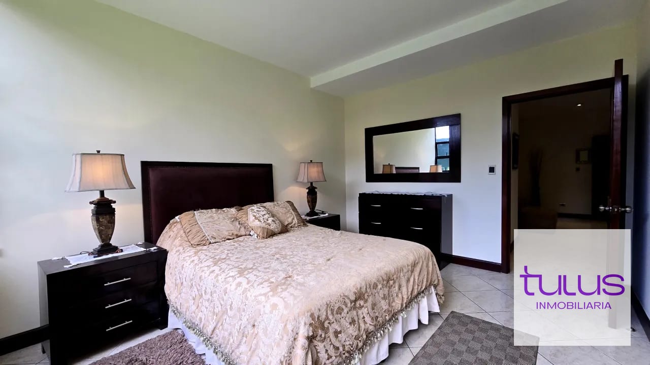 APARTAMENTO en venta en ZONA 10 ( ¡¡oportunidad!! ) — Apartamento en Venta en Zona 10, Guatemala, Ciudad — foto 4 de 6