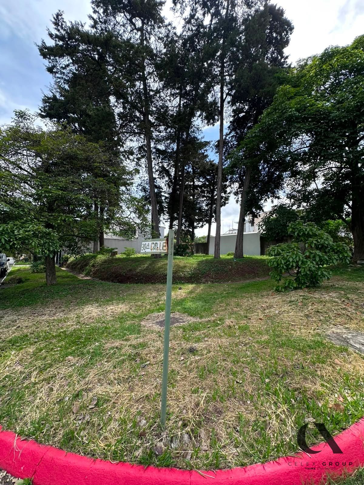 Terreno en Venta Residenciales El Bosque Zona 12 — Terreno en Venta en Zona 12, Guatemala, Ciudad — foto 3 de 13