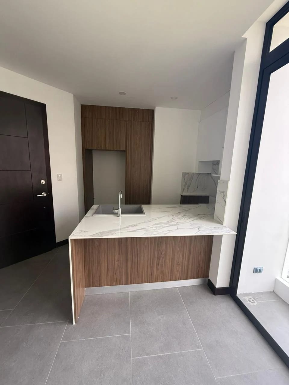 apartamento Moderno en Zona 15 — Apartamento en Alquiler en Zona 15, Guatemala, Ciudad — foto 15 de 17
