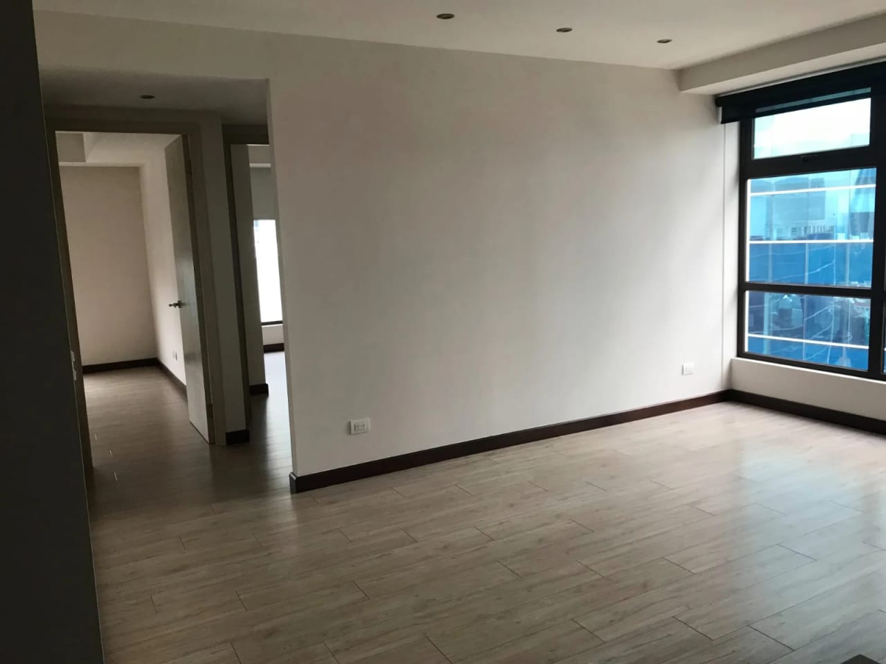 Apartamento de lujo en zona 10 — Apartamento en Alquiler en Zona 10, Guatemala, Ciudad — foto 1 de 17