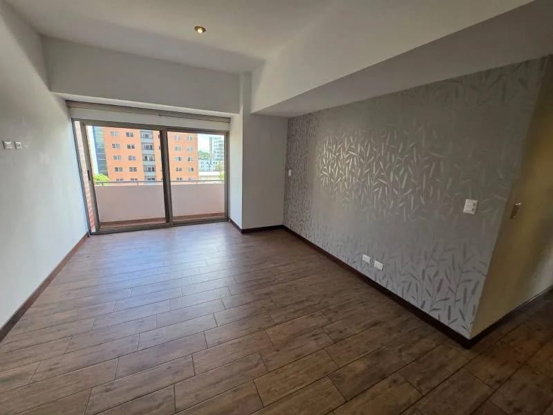 Apartamento de lujo en zona 10 - Image 5