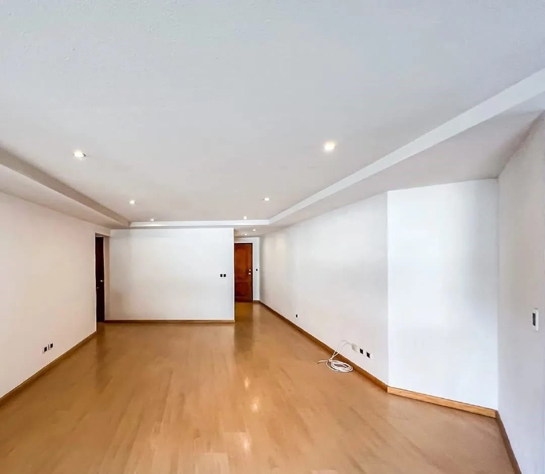 Apartamento lujoso en zona 14 — Apartamento en Alquiler en Zona 14, Guatemala, Ciudad — foto 3 de 6