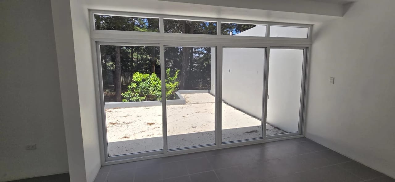 Casa moderna en carretera Salvador — Casa en Venta en Carretera a El Salvador, Guatemala, Ciudad — foto 15 de 17