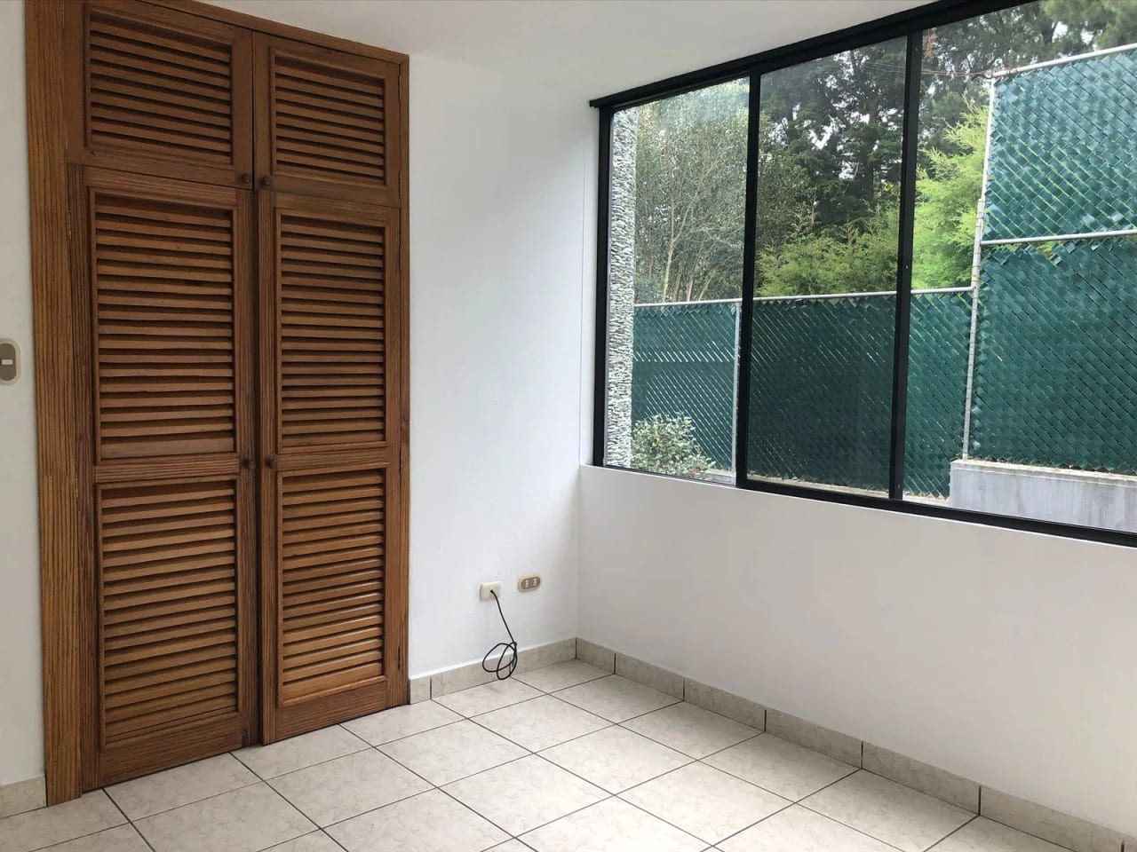Casa en Arrazola 2-3 en Carretera Salvador — Casa en Alquiler en Carretera a El Salvador, Guatemala, Ciudad — foto 10 de 16