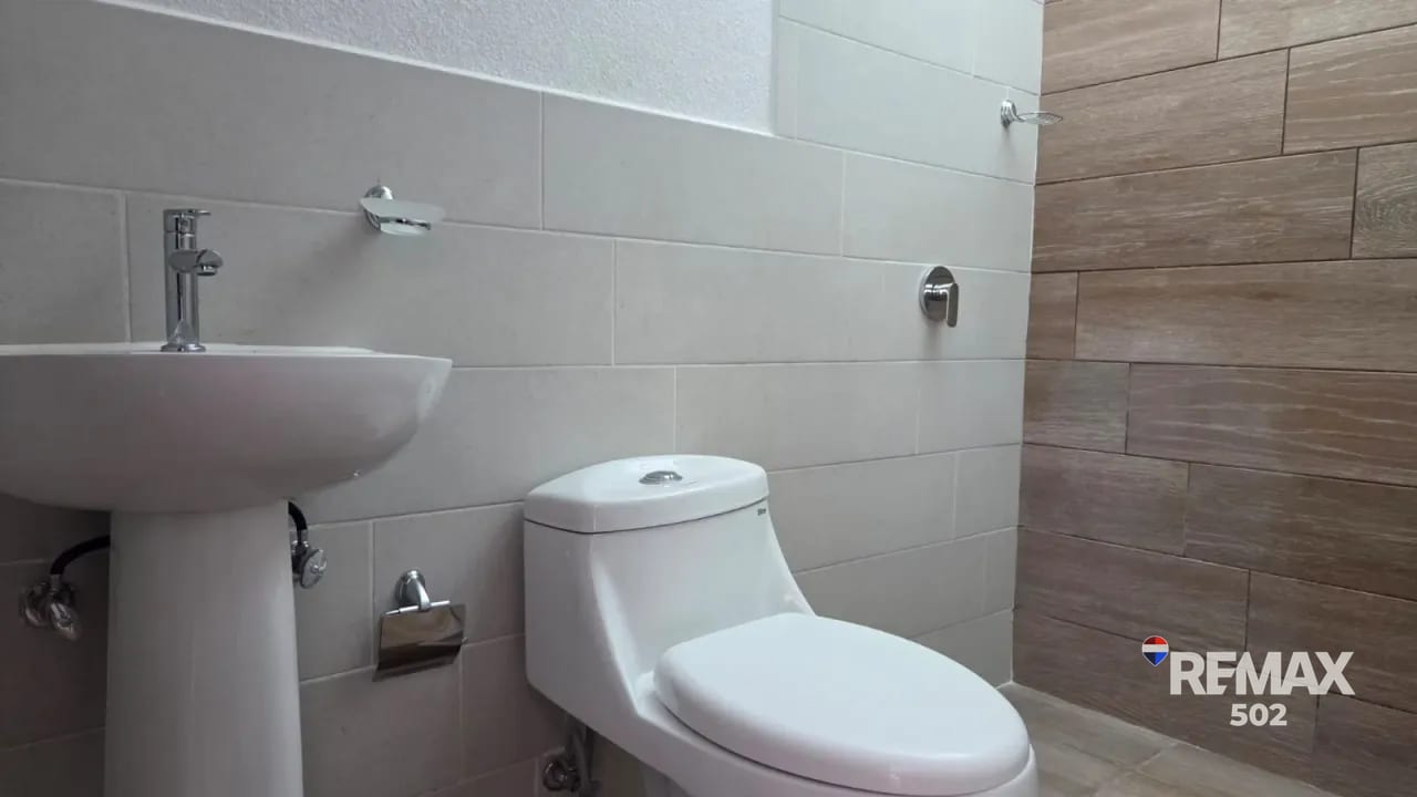 Casas en Alquiler – Condominio Condado Florenza, San José Pinula — Casa en Alquiler en Condado Florenza, San José Pinula, Guatemala, Ciudad — foto 10 de 17