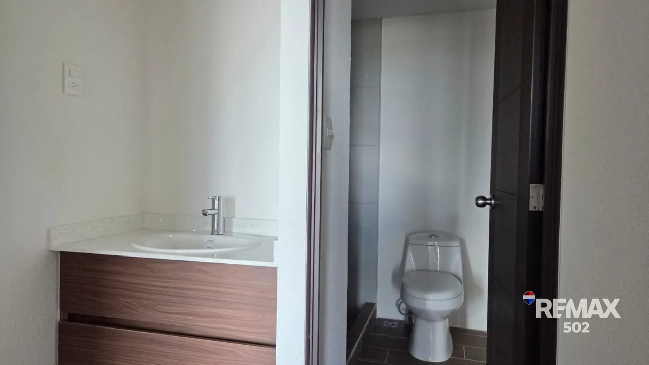 Apartamento en Renta Cumbres del Pedregal z. 6 — Apartamento en Alquiler en Zona 6, Guatemala, Ciudad — foto 9 de 13