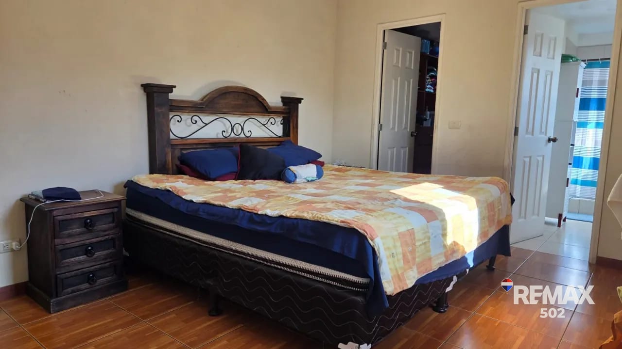 Casa en Venta Condominio Jardines de Verona, Ciudad Santa Clara, VN — Casa en Venta en Alamedas de Santa Clara, Villa Nueva, Guatemala, Ciudad — foto 7 de 13