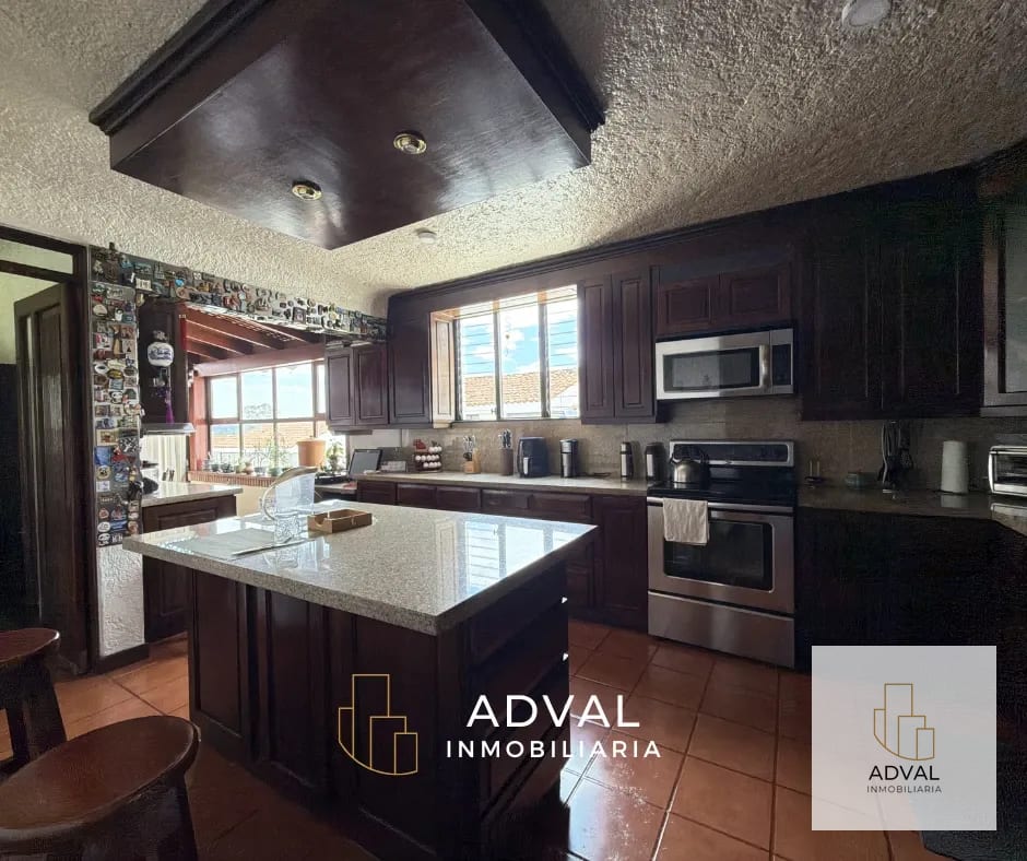 Excelente ubicacion casa en venta Alhambra CAES — Casa en Venta en Carretera a El Salvador, Guatemala, Ciudad — foto 7 de 15