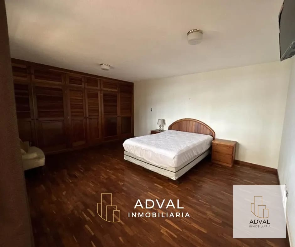 Casa en renta para viviendo u oficinas excelente punto Z.4 — Casa en Alquiler en Zona 4, Guatemala, Ciudad — foto 2 de 12